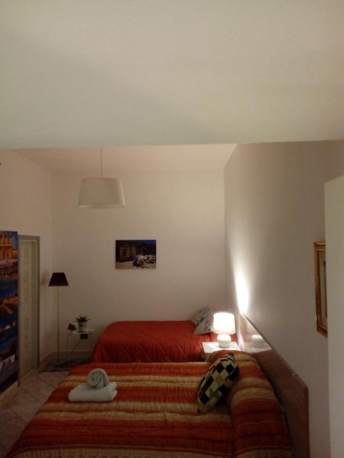 Ospitalita Barocca Room Vida 诺托 外观 照片